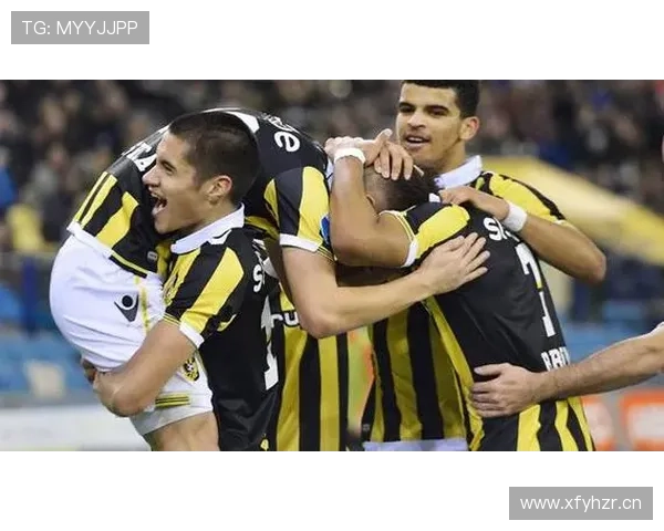 阿贾克斯在荷甲的竞争力面临考验，本赛季积分榜排名与表现水平呈阶段性变化