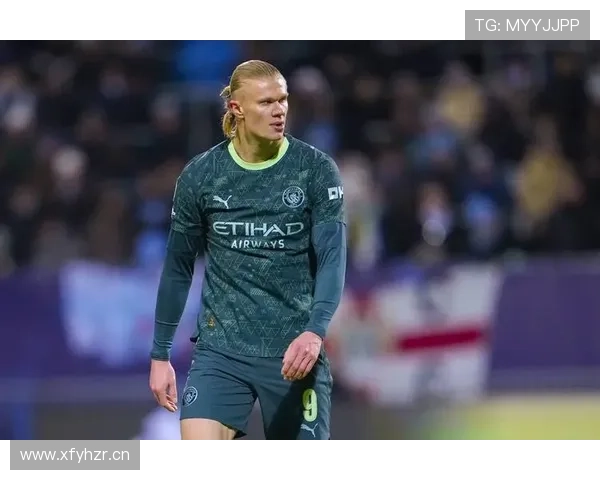 哈兰德与卢卡库：身体型中锋的战术适配性与角色差异分析