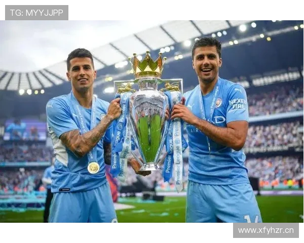 帕利尼亚 vs 罗德里：防守型与控场型后腰差异