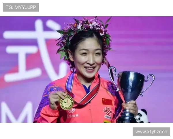 刘诗雯退役后每天五点起床练瑜伽，这自律谁顶得住啊